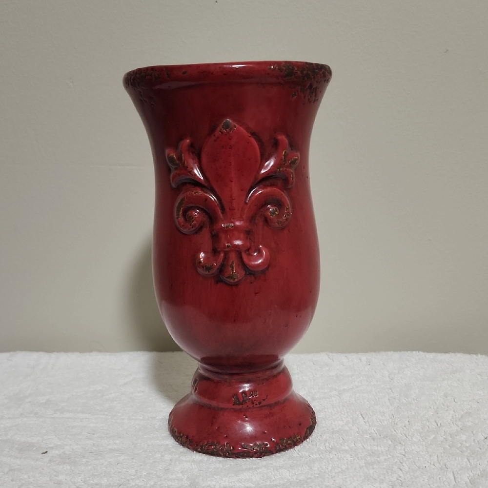 Classic Red Fleur-de-Lis Decorative Vase